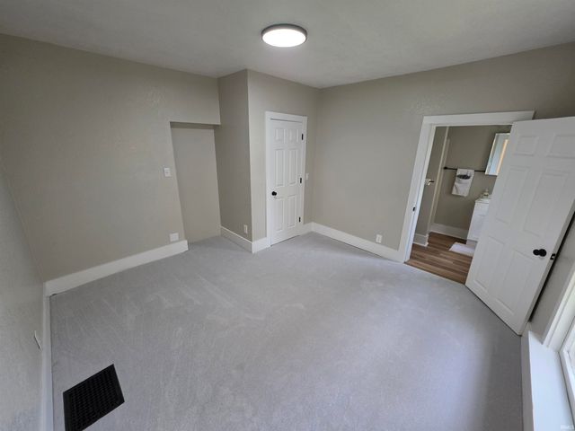 4106 S Wayne Avenue, Fort Wayne, IN 46807