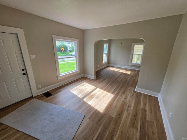 4106 S Wayne Avenue, Fort Wayne, IN 46807