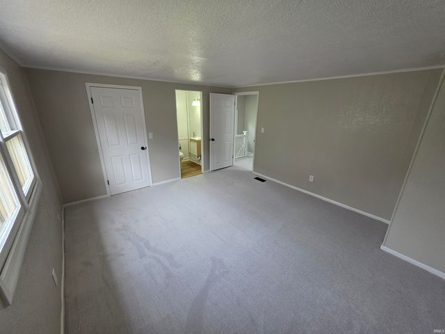 4106 S Wayne Avenue, Fort Wayne, IN 46807