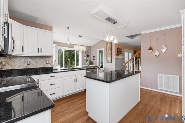 2548 Butterwood Dr, Powhatan, VA 23139