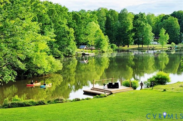 2548 Butterwood Dr, Powhatan, VA 23139