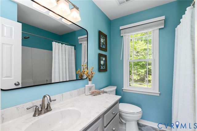 2548 Butterwood Dr, Powhatan, VA 23139