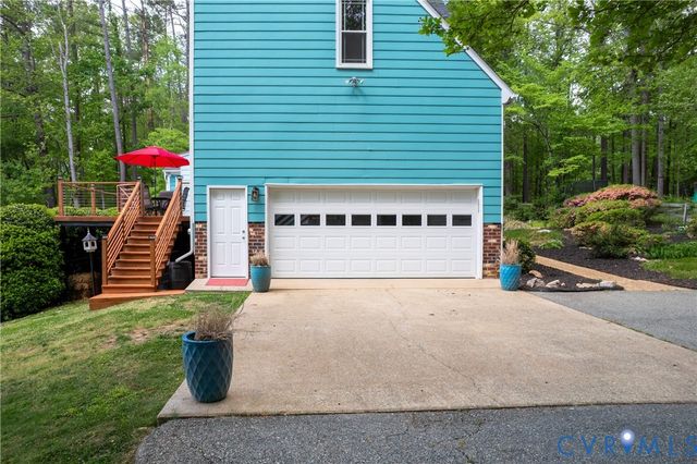 2548 Butterwood Dr, Powhatan, VA 23139