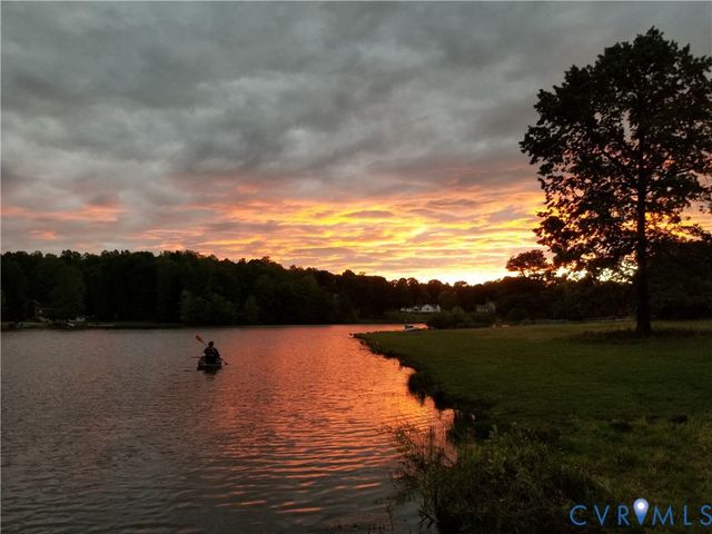 2548 Butterwood Dr, Powhatan, VA 23139