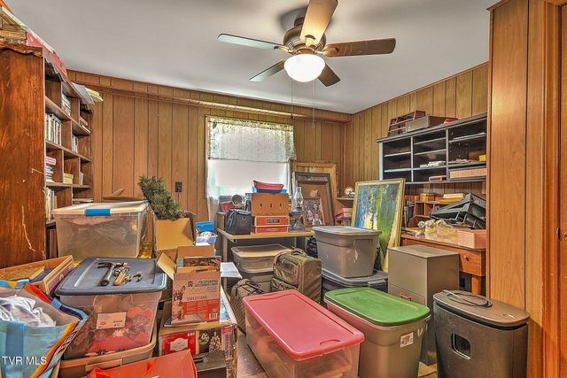 459 Mcarthur Circle, Bristol, VA 24201