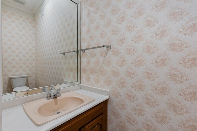 3226 OAK MANOR DR, Germantown, TN 38138