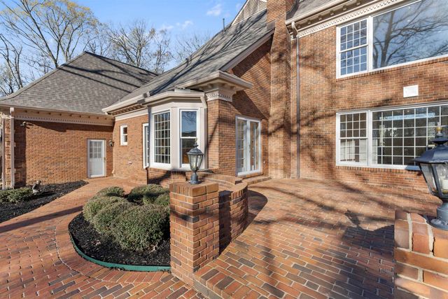 3226 OAK MANOR DR, Germantown, TN 38138