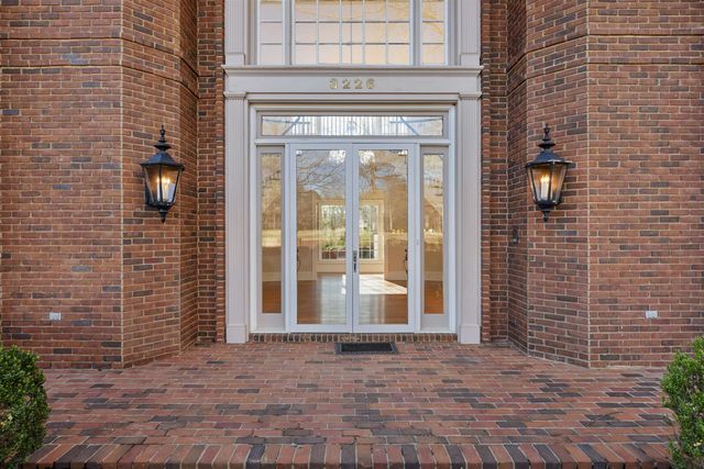 3226 OAK MANOR DR, Germantown, TN 38138