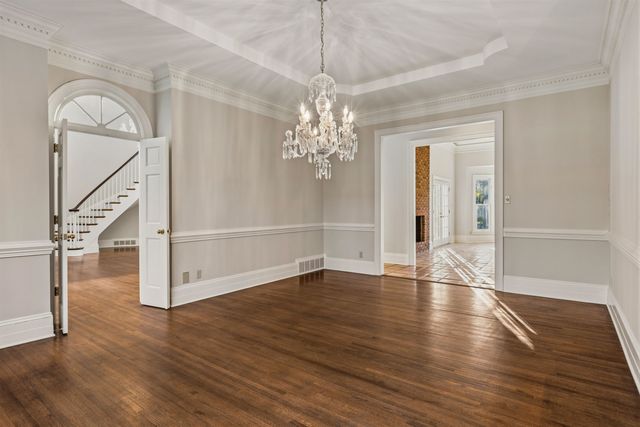 3226 OAK MANOR DR, Germantown, TN 38138