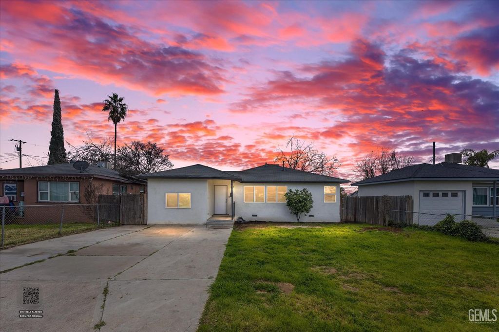 1217 Castaic Avenue, Bakersfield, CA 93308