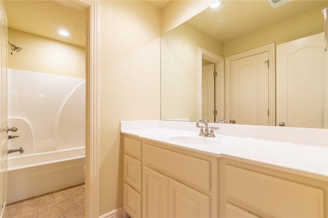 4053 E Zion Valley Drive, Fayetteville, AR 72703