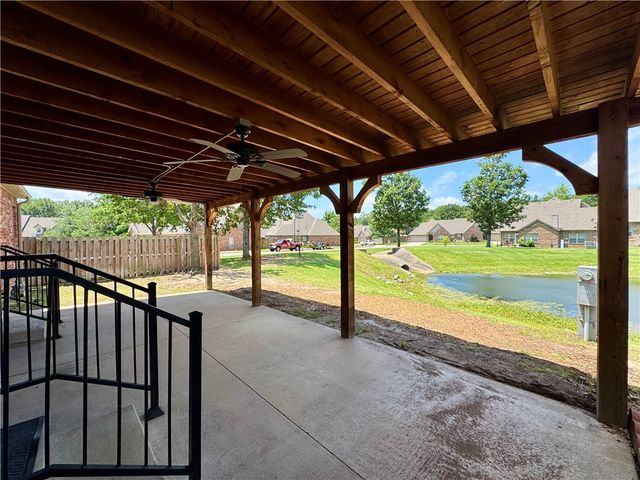 4053 E Zion Valley Drive, Fayetteville, AR 72703
