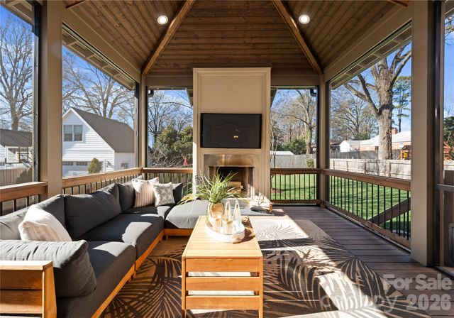 4328 Walker Road, Charlotte, NC 28211