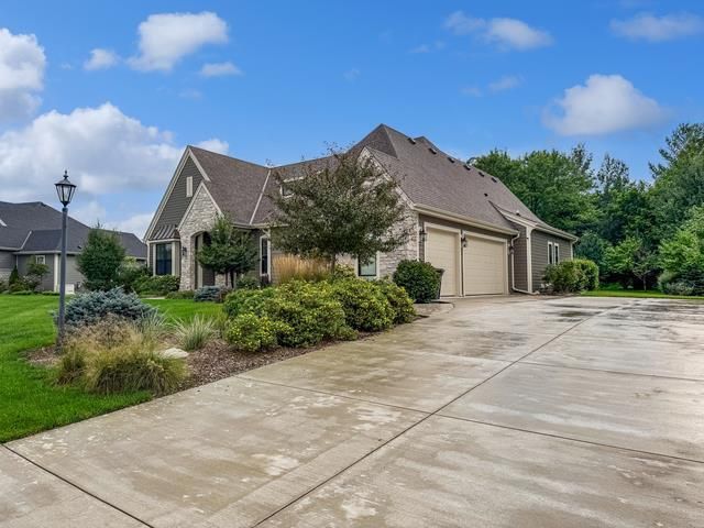 N18W24703 STILL RIVER DRIVE, Pewaukee, WI 53072