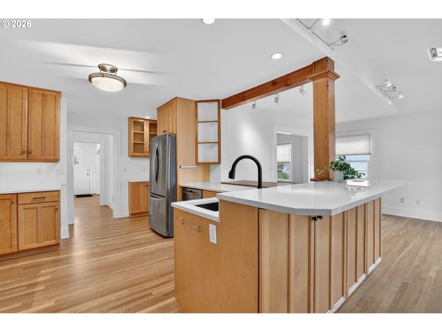 4842 Ne 25TH Ave, Portland, OR 97211