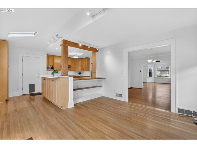 4842 Ne 25TH Ave, Portland, OR 97211