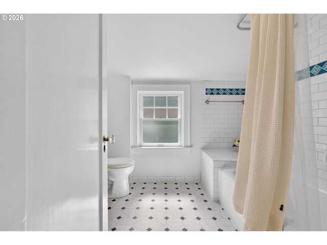 4842 Ne 25TH Ave, Portland, OR 97211