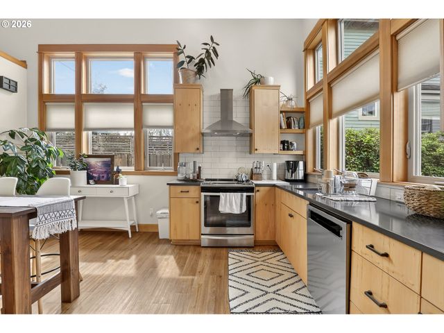 4842 Ne 25TH Ave, Portland, OR 97211