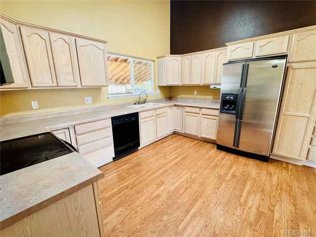 910 S Elgin Court, Pueblo, CO 81007