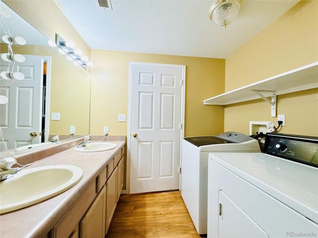 910 S Elgin Court, Pueblo, CO 81007