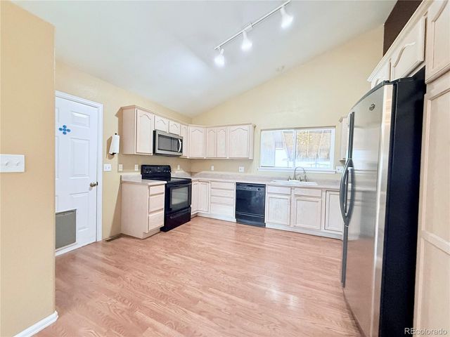 910 S Elgin Court, Pueblo, CO 81007