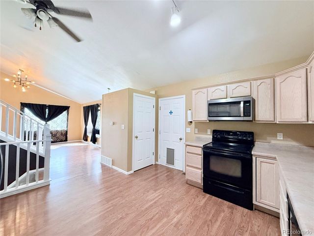 910 S Elgin Court, Pueblo, CO 81007