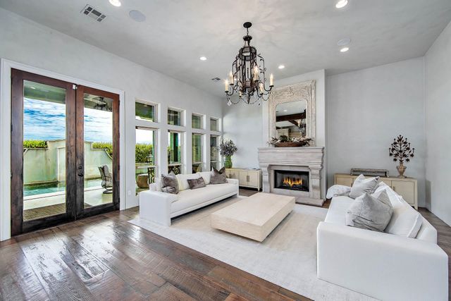 125 Little Lake Drive, Thibodaux, LA 70301