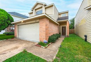 9283 Kingsflower Circle, Houston, TX 77075