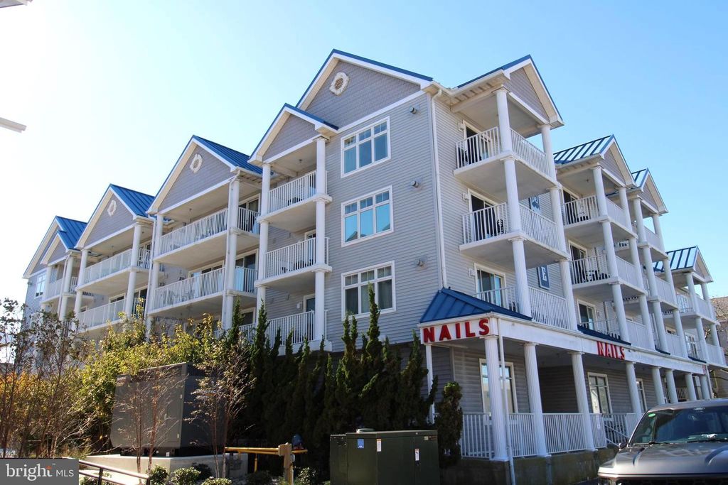 107 SOMERSET ST #102, Ocean City, MD 21842