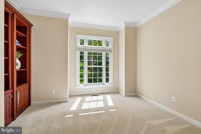3853 LEWISTON PL, Fairfax, VA 22030