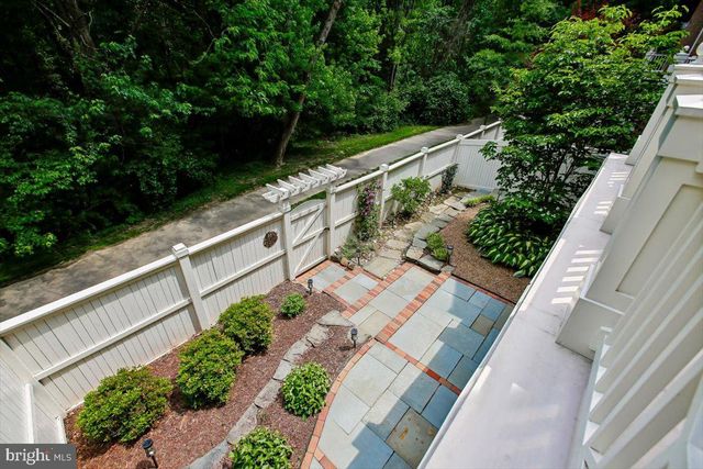 3853 LEWISTON PL, Fairfax, VA 22030