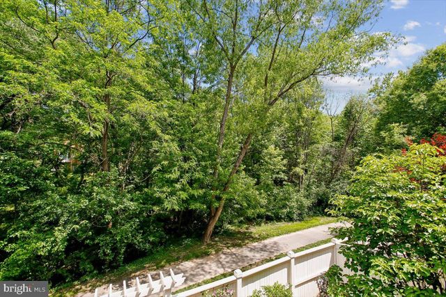 3853 LEWISTON PL, Fairfax, VA 22030