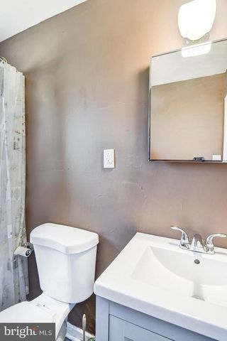 8083 FRYTOWN RD, Warrenton, VA 20187