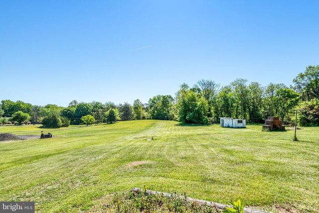 8083 FRYTOWN RD, Warrenton, VA 20187