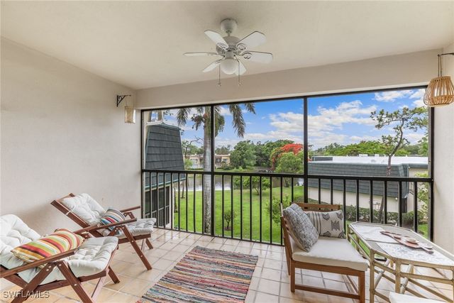 1724 Bald Eagle DR 512C, Naples, FL 34105