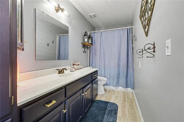 12304 E 78th Street, Kansas City, MO 64138