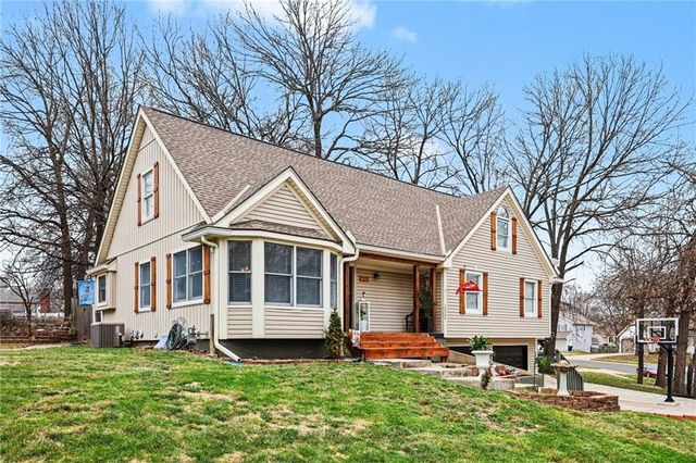 12304 E 78th Street, Kansas City, MO 64138