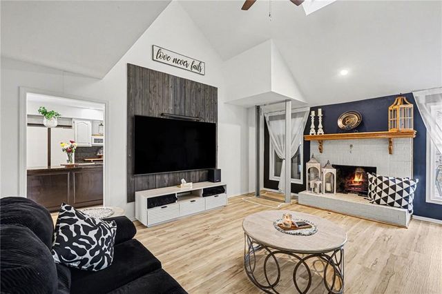 12304 E 78th Street, Kansas City, MO 64138