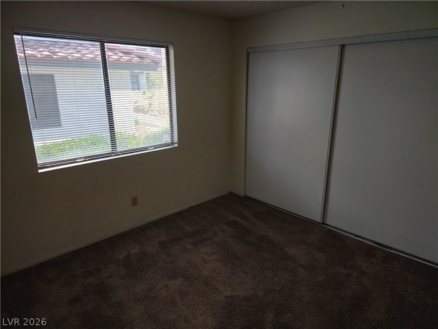 6713 West Charleston Boulevard 3, Las Vegas, NV 89146