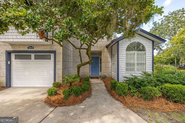 203 Grand Oaks Circle, St. Simons, GA 31522
