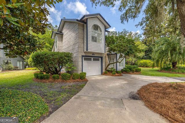 203 Grand Oaks Circle, St. Simons, GA 31522