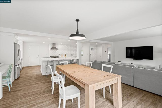 274 274 Fernwood Dr, Pleasant Hill, CA 94523