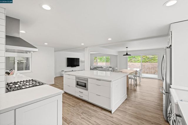 274 274 Fernwood Dr, Pleasant Hill, CA 94523