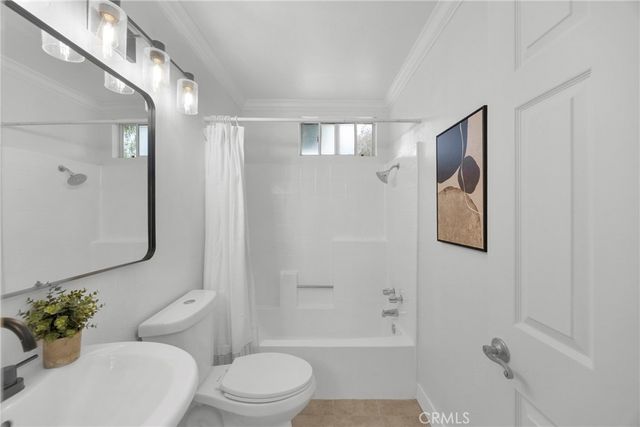 5606 Darien Court, Riverside, CA 92505