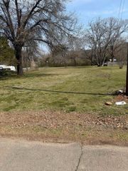 10th Street, Heber Springs, AR 72543