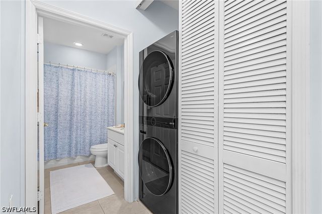 1405 Sweetwater CV 204, Naples, FL 34110