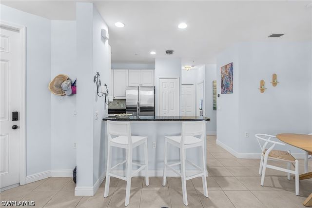 1405 Sweetwater CV 204, Naples, FL 34110