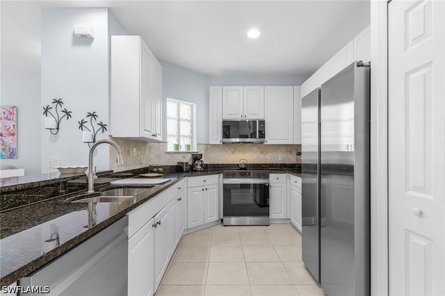 1405 Sweetwater CV 204, Naples, FL 34110