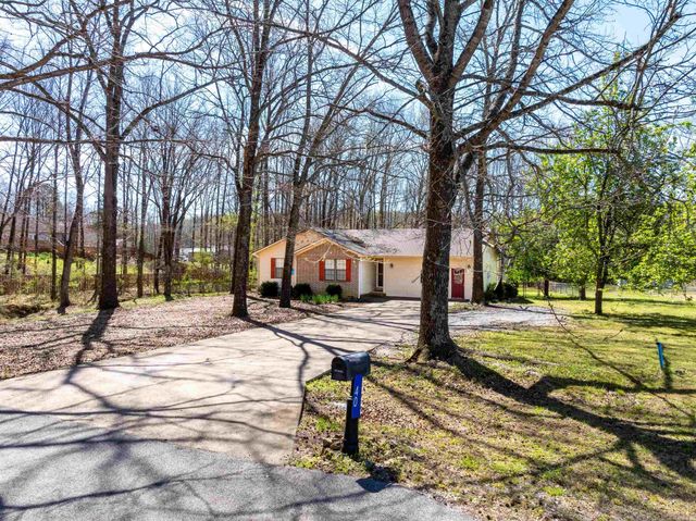 40 Chimney Rd, Batesville, AR 72501