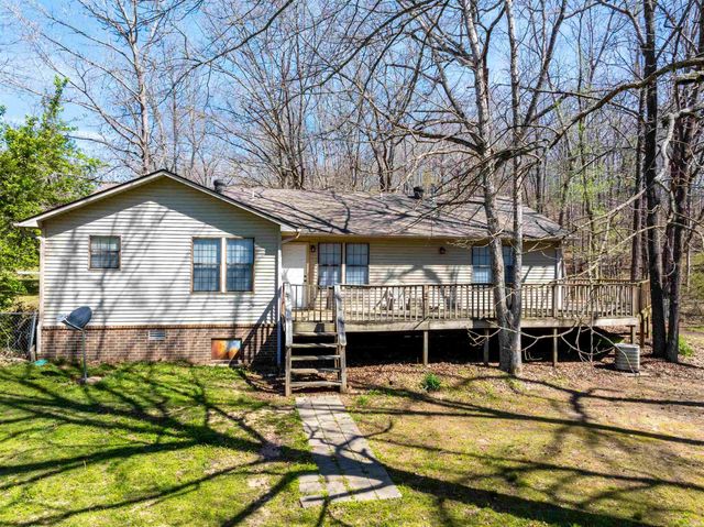 40 Chimney Rd, Batesville, AR 72501